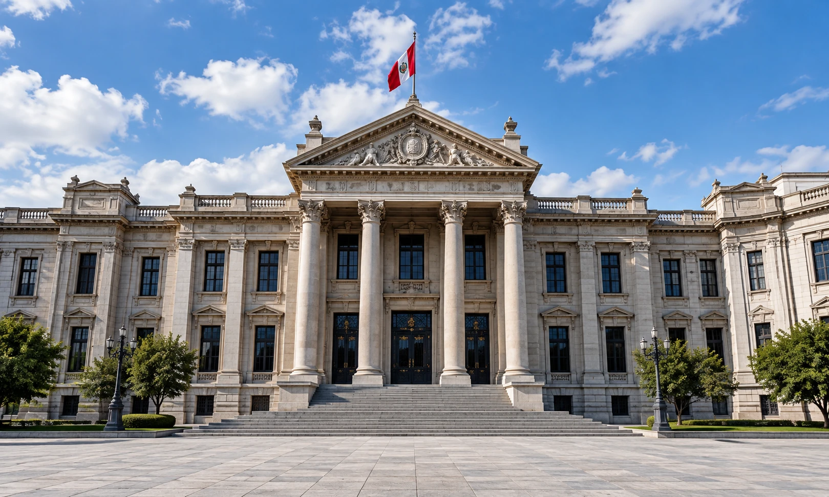Fachada de una institución pública de arquitectura clásica